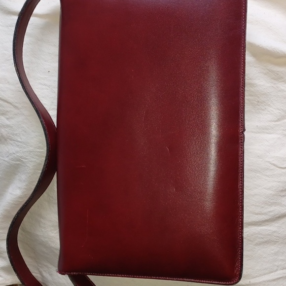 Aigner Red Handmade clutch with handle. 8"×11.5" - Picture 2 of 7